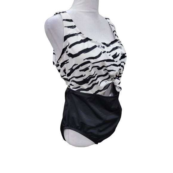 NEW Beach Betty Women's One Piece Swimsuit Black White Size Large - Picture 8 of 12